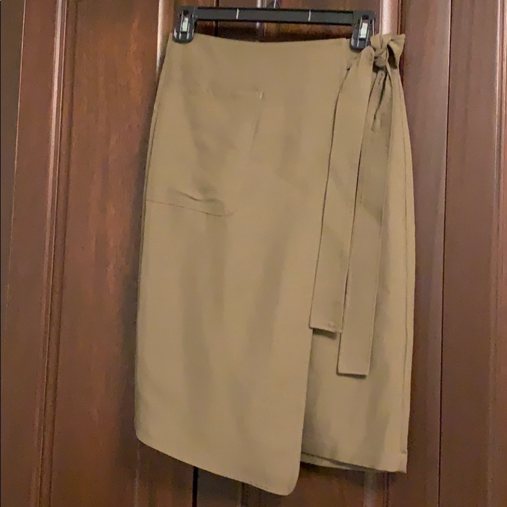 Ro + De olive midi skirt in small
